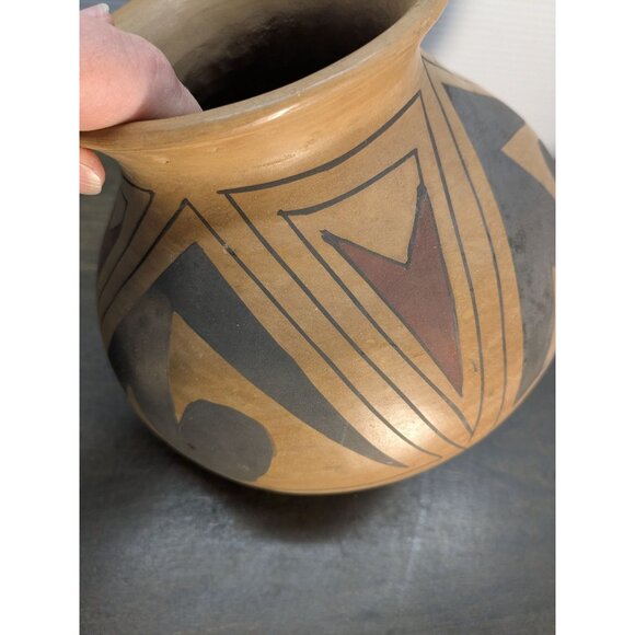 Vtg. Mata Ortiz Round Bottom Hand-Paint Pottery Vase Arminda Silveira Signed 8" - Picture 7 of 16